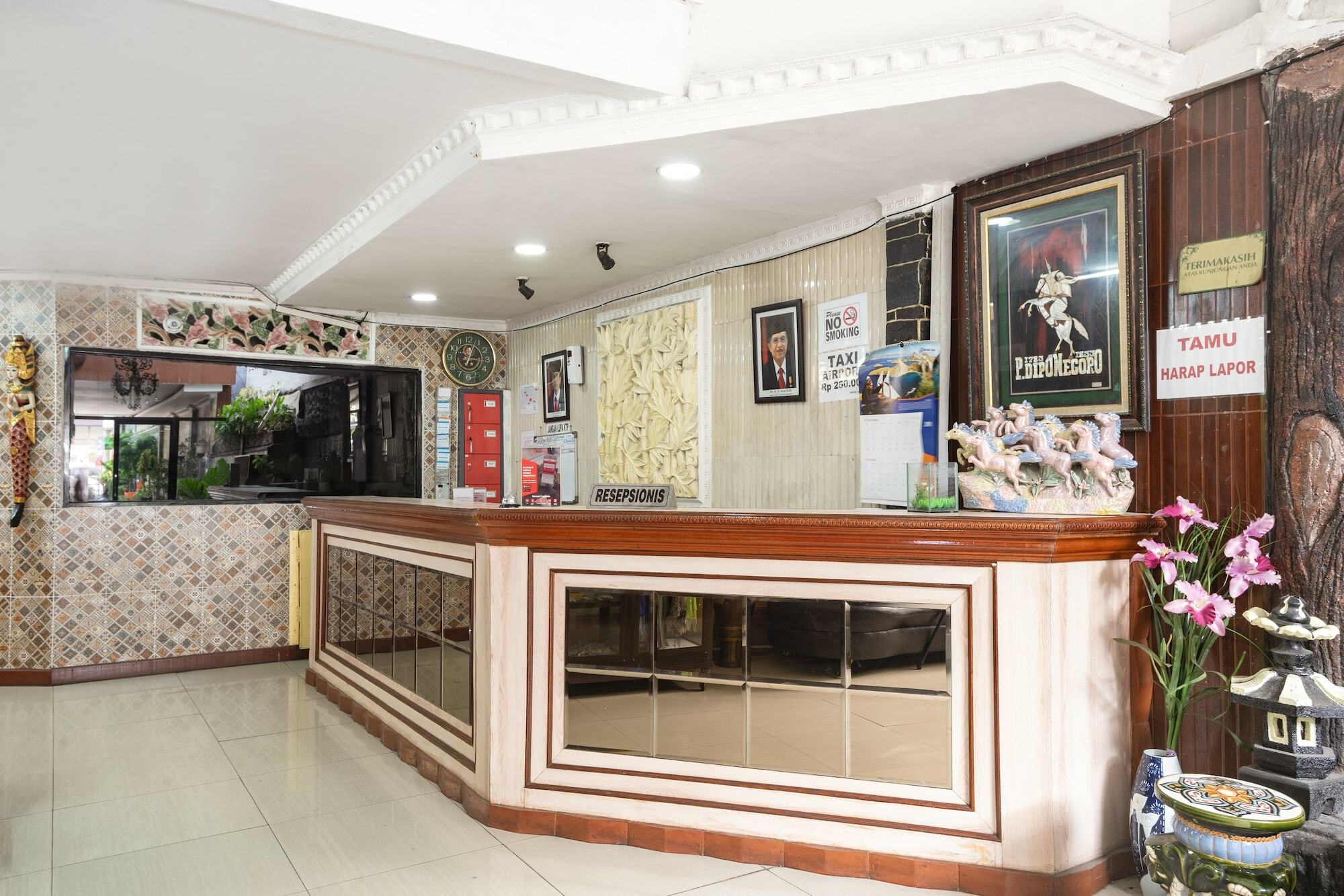 Reddoorz Near Rs Cikini Jakarta Buitenkant foto